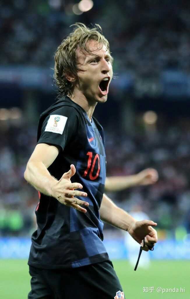 罗马诺：利雅得新月将与努涅斯和利物浦就转会展开谈判