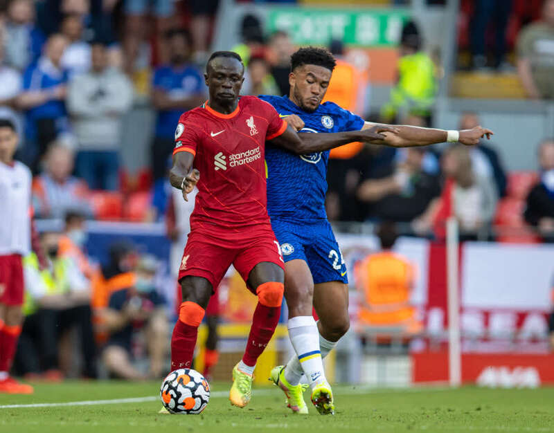 湖人杯赛主场不敌马刺引热议！媒体人：詹东里合体后最惨失利