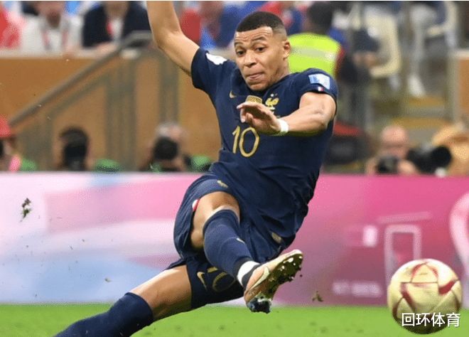 皇马右后卫告急！哈维·阿隆索面临五大选择，巴尔韦德成最佳替身